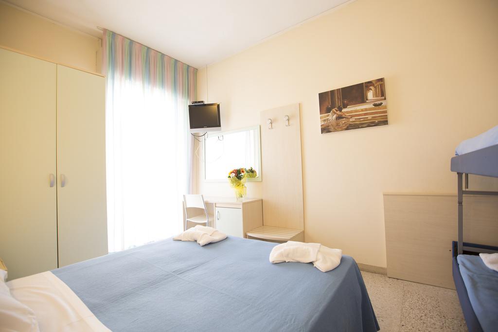 Hotel Europa Rimini Exterior photo