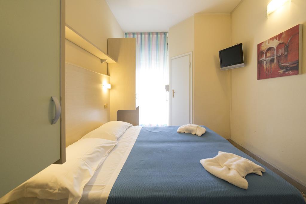 Hotel Europa Rimini Exterior photo