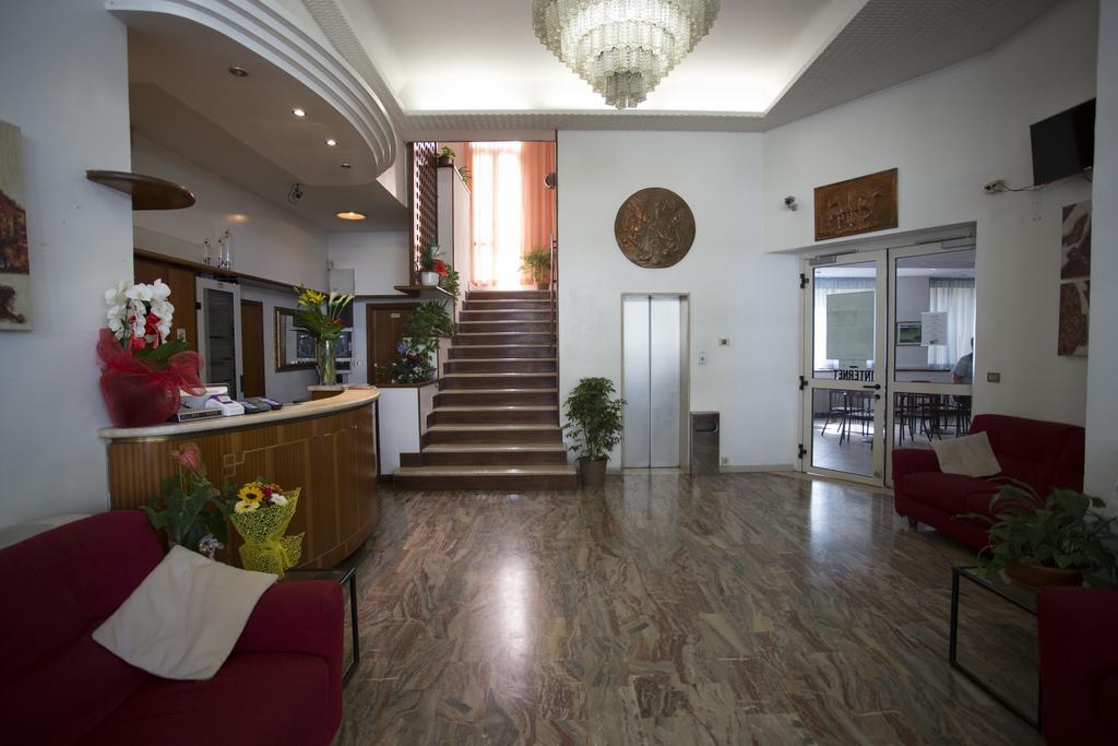 Hotel Europa Rimini Exterior photo