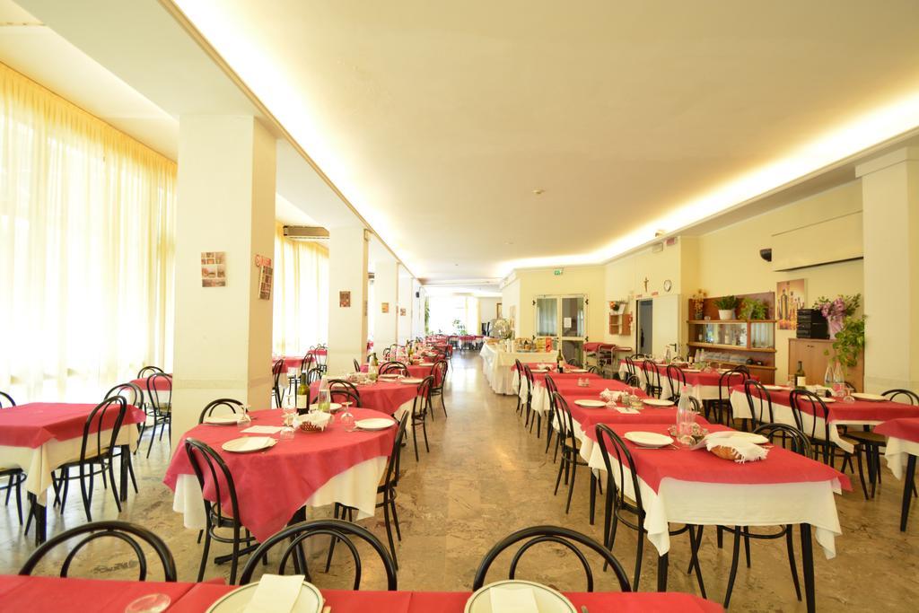 Hotel Europa Rimini Exterior photo