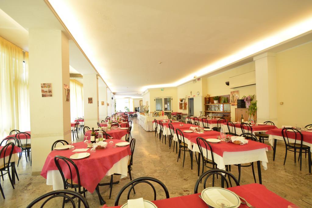 Hotel Europa Rimini Exterior photo