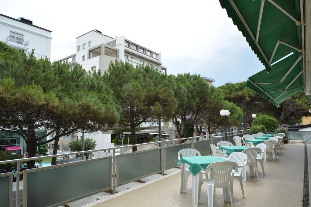 Hotel Europa Rimini Exterior photo