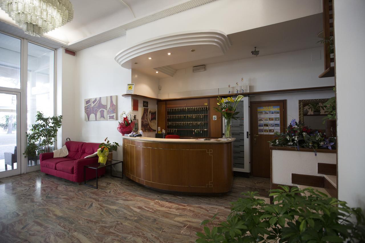 Hotel Europa Rimini Exterior photo
